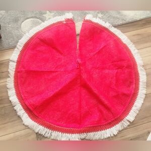 Vintage Red Felt CHRISTMAS TREE Skirt White Fringe Round 1980s